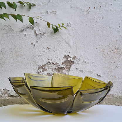 ciotola di design in vetro riciclato da bottiglie di vino - centro tavola - porta frutta - Marte21