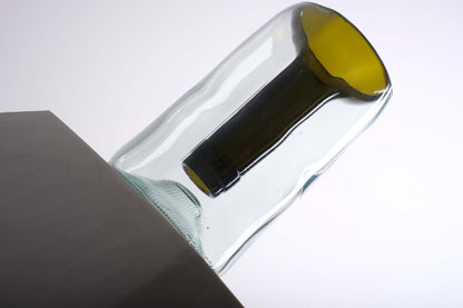 vaso monofiore in vetro di riciclo realizzato da bottiglia di vino  in due colori - profumatore per ambiente