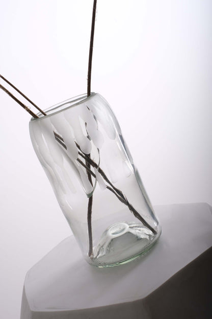vaso monofiore in vetro di riciclo realizzata da bottiglia di vino - profumatore per ambiente